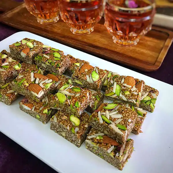 فوت و فن سوهان کنجدی و راز خوشمزگی سوهان کنجدی خوشمزه و خانگی