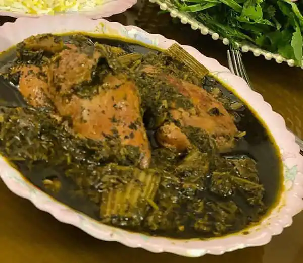 فوت و فن خورش کرفس با مرغ و راز خوشمزگی خورش کرفس با مرغ خوشمزه و خانگی