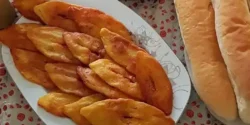 فوت و فن کوکو سیب زمینی با نان باگت و راز خوشمزگی  کوکو سیب زمینی با نان باگت