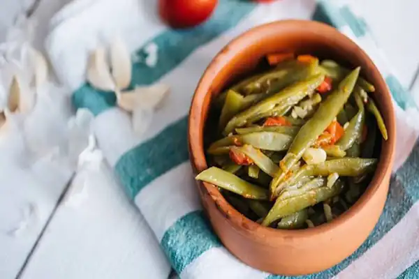 فوت و فن ترشی لوبیا سبز و راز خوشمزگی ترشی لوبیا سبز خوشمزه و خانگی