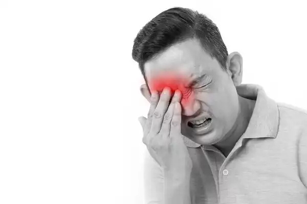 درمان درد چشم خیراندیش و علت و علائم و راههای پیشگیری