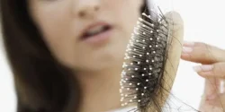 درمان ریزش مو در زنان خیراندیش و علت و علائم و راههای پیشگیری