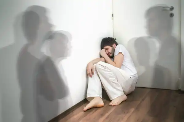 درمان سایکوز خیراندیش و علت و علائم و راههای پیشگیری
