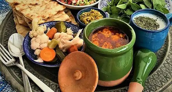 تعبیر خواب آبگوشت برای دختر مجرد و زن متاهل از نظر روانشناسی