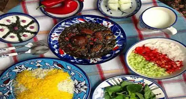 تعبیر خواب غذا برای دختر مجرد و زن متاهل از نظر روانشناسی