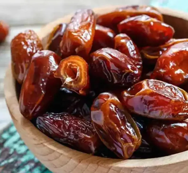 تعبیر خواب خرما برای دختر مجرد و زن متاهل از نظر روانشناسی