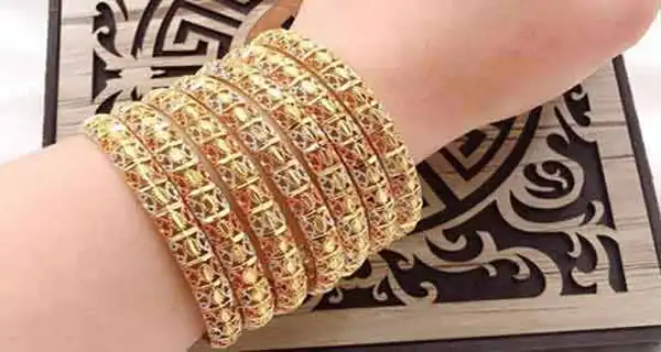 تعبیر خواب طلا برای دختر مجرد و زن متاهل از نظر روانشناسی