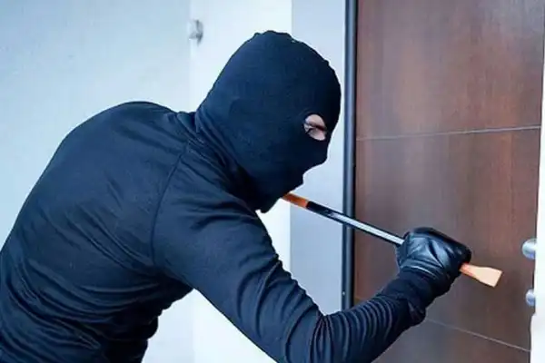 تعبیر خواب دزد طلا+ برای دختر مجرد و زن متاهل از نظر روانشناسی