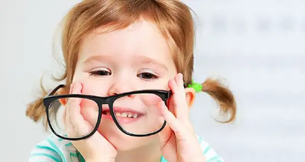 تعبیر خواب عینک+ برای دختر مجرد و زن متاهل از نظر روانشناسی