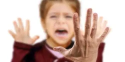 تعبیر خواب کتک زدن + برای دختر مجرد و زن متاهل از نظر روانشناسی