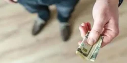 تعبیر خواب صدقه دادن + برای دختر مجرد و زن متاهل از نظر روانشناسی
