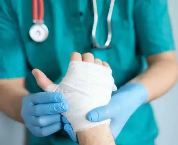 تعبیر خواب زخمی شدن+ برای دختر مجرد و زن متاهل از نظر روانشناسی